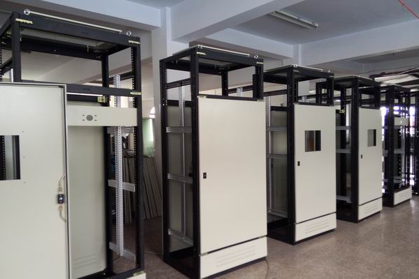 景德镇配电柜-3683厂家配电柜检修需要注意的